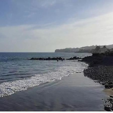 Apto. Acogedor En Bahia Feliz A 100Mts De La Playa San Bartolomé المظهر الخارجي الصورة